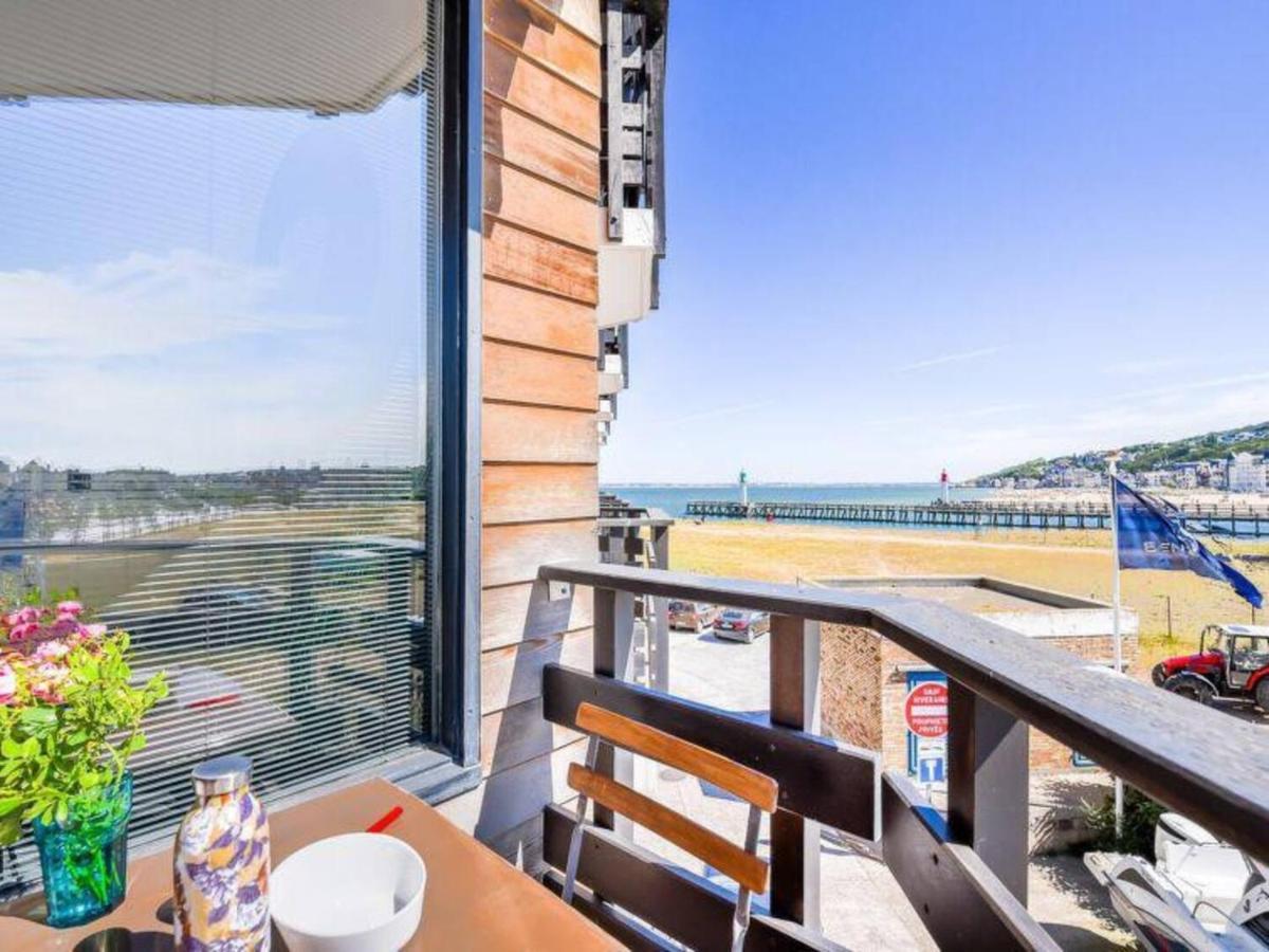 La Rev'Rie - Vue Sur Mer Avec Balcon Deauville Buitenkant foto